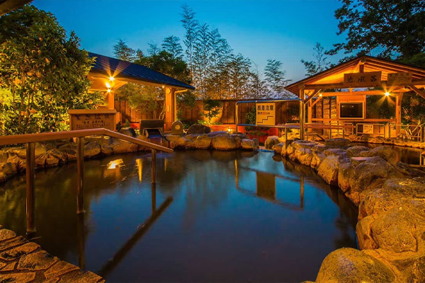 東香里湯元水春